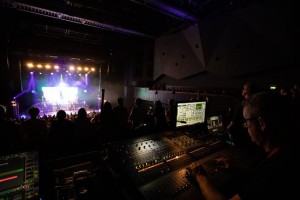 The Overtones on tour with Electro-Voice X-Line Advance and Dynacord TGX