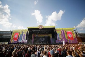 Stageco stellt Hauptbühnen für Lollapalooza Festival in Berlin