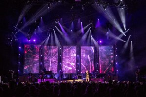 Miranda Lambert on tour with Robe fixtures