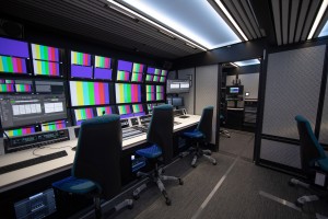 Broadcast Solutions übergibt neue Produktionsfahrzeuge an die SRG