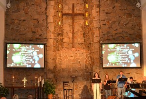 Placentia Presbyterian Church Projects the Right Image with Eiki