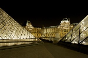 Toshiba erneuert Innenbeleuchtung des Pariser Louvre
