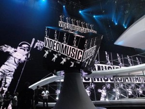 Martin MAC 101 debütiert bei MTV Video Music Awards