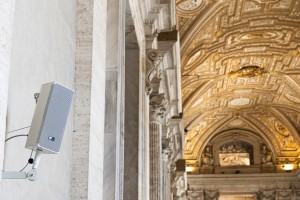 Meyer Sound unterstützt neue immersive Klangkreation von Bill Fontana im Petersdom