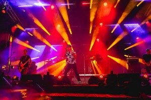 Marc-Antoine Pelletier creates party vibe for Smash Mouth with Chauvet