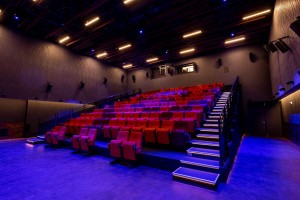 Beverly Theater Las Vegas installiert Meyer-Sound-Astrya-System