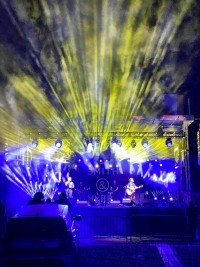Corona: Wes Youngblood lights Smith & Myers drive-in show with Chauvet