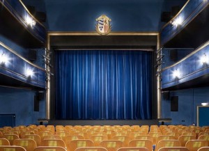 Theater Landshut mit Compulite-Lichtstellpulten ausgestattet
