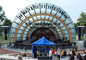 Dynacord-Sound im neuen Amphitheater in Ostrowiec Swietokrzyski