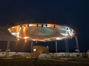 Magic-Sky-Polygonschirm bei Pohoda Festival im Einsatz