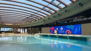 AV Stumpfl Pixera für Hongkongs ersten Indoor-Wellenpool