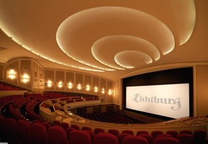 Lichtburg Essen installiert Pro-Ribbon-Cinemarray-System von Alcons