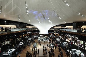 Riesiges Membrandach für den IAA Stand 2009 von Mercedes Benz