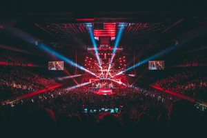 Kinesys control system for Zac Brown Band tour