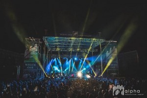 Alpha Production Group sends new Clay Paky fixtures on tour with Lauryn Hill