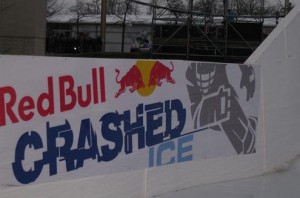 Red Bull Crashed Ice Championship 2012 mit Bauten von Neptunus