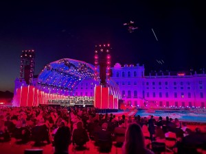 Sommernachtskonzert der Wiener Philharmoniker mit über 250 GLP-Scheinwerfern
