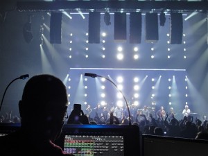 Mark Knopfler mit Hog-4-Konsole von High End Systems auf Tournee