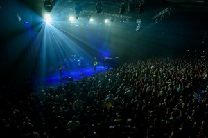 Justin Young designs Elation lighting rig for Mars Music Hall