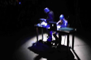 Zum Abschied ein Konzert: Sänger und Instrumentalisten, Video, Live-Elektronik und mehr